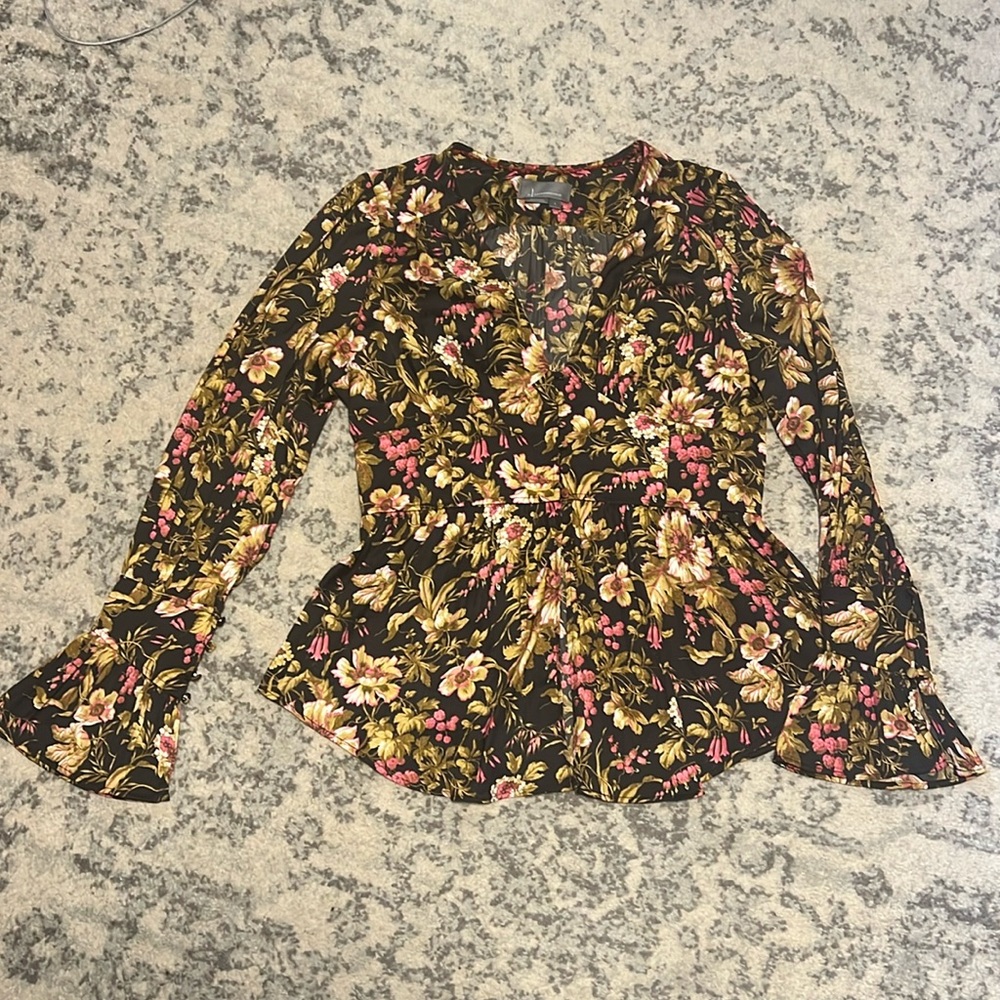 Anthropologie Black Floral V-Neck Pleated Peplum Blouse - Picture 2 of 7